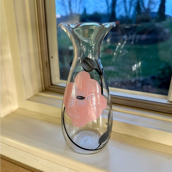 ANCHOR HOCKING, HAND PAINTED BUD VASE. PINK FLOWER WITH GREY/BLACK STEM. - Picture 2 of 7